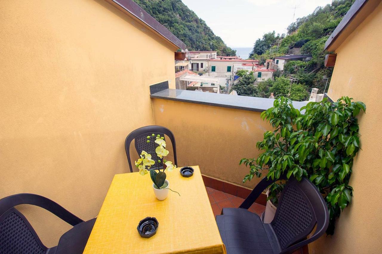 B&B Lemons Coast Cetara Buitenkant foto